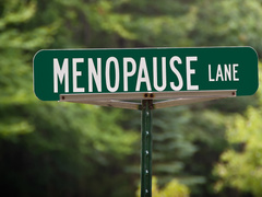 Симптомы менопаузы, о которых полезно знать не только женщине