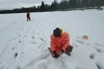 В Зейском округе взорвали лед на реке Уркан
