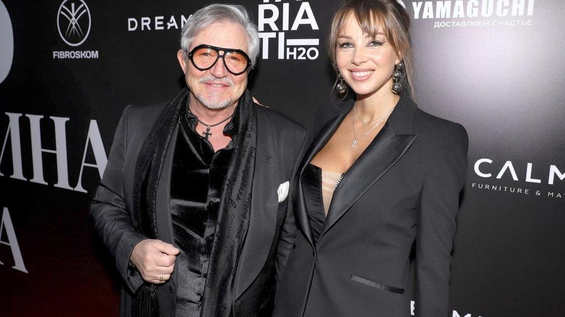 Дибров съехался с новой избранницей, пока Полина публикует фото из ЗАГСа