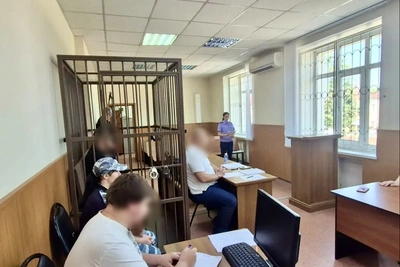 Директора фирмы задержали за мошенничество при благоустройстве набережной