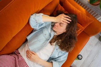 Это точно стресс? Почему раздражительность, туман в голове и постоянная усталость не всегда про нервы