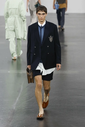 Fendi ss25 | Источник: Ik Aldama | Legion Media