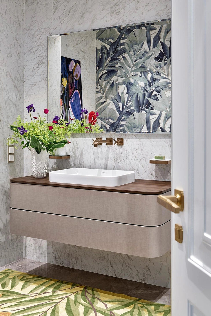 Тумба, Duravit. Смесители, Axor. | Источник: Сергей Ананьев. Стиль: Юлия Чеботарь