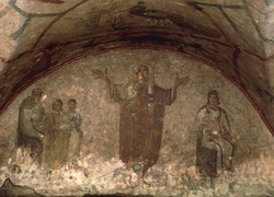 Ватикан обнародовал фрески с женщинами-священниками