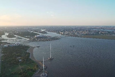 В Петербурге после дождя выглянуло солнце