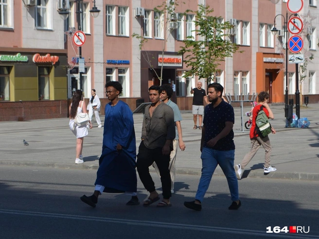 В Саратов предлагают приглашать квалифицированных специалистов из дружественных стран | Источник: Сергей Петунин / 164.RU