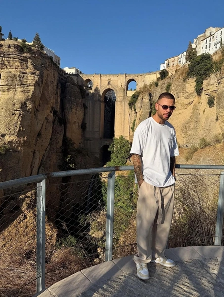 В блоге Влада появились фото с теми же видами