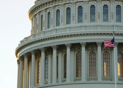 Гражданам Кыргызстана и еще 35 стран могут запретить въезд в США