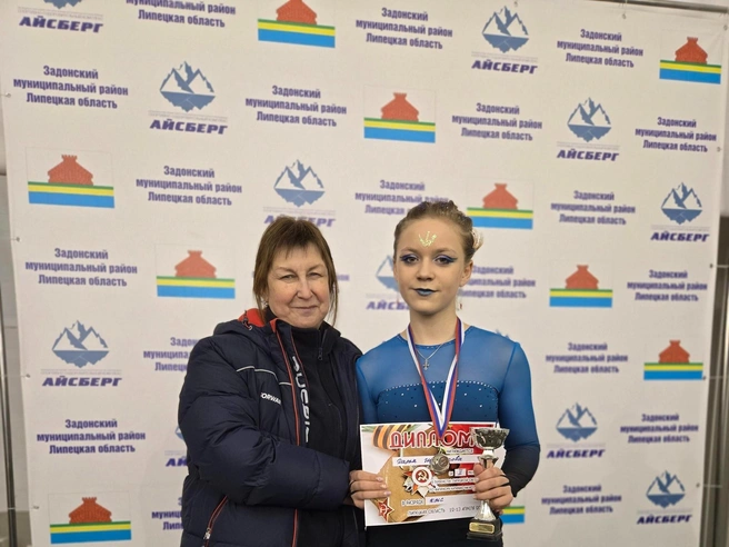 Слева — Ирина Назарова | Источник: личный архив Дарьи Щербаковой