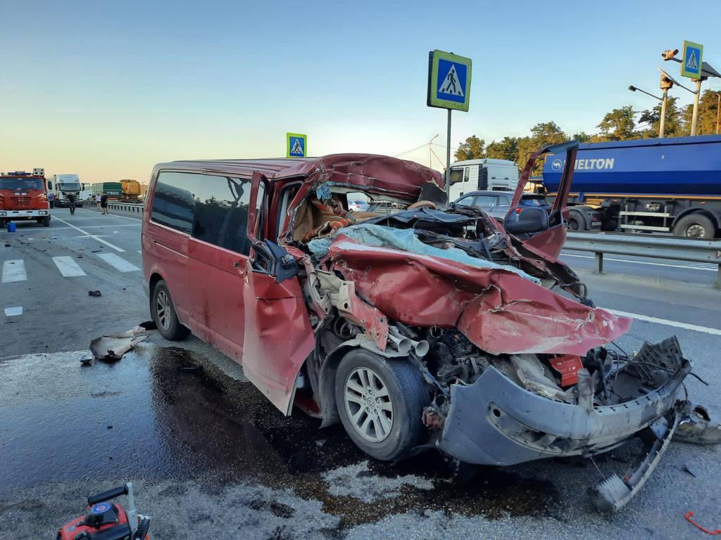 Четверо детей пострадали в ДТП, сковавшем трассу М-4 «Дон» - 17 августа  2023 - 161.ру