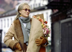 От мимозы до манифеста: как цветы стали языком женской силы