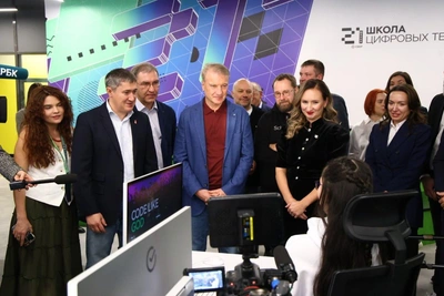 Герман Греф открыл в Перми IT-школу для взрослых