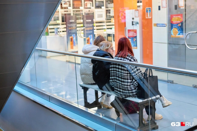 Многие родители воспринимают селфхарм подростка как манипуляцию, но чаще это крик о помощи. Научите ребенка по-другому справляться с эмоциями и отведите его к специалисту | Источник: Роман Данилкин / 63.RU