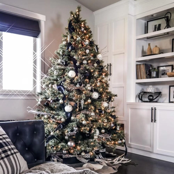 Источник: Тарин Уайтекер