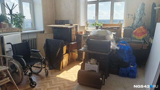 Инвалидную коляску используют для помощи людям с ограниченными возможностями организма | Источник: Елена Гуськова / NGS42.RU