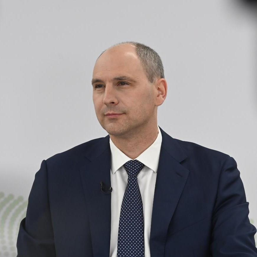 <p>Денис Паслер</p>