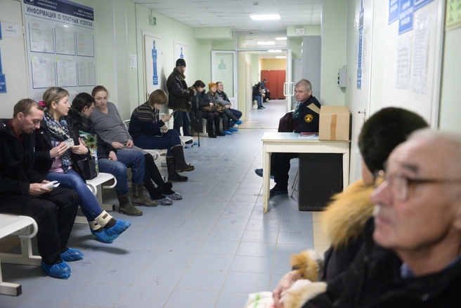 Заболеваемость растет каждую неделю | Источник: Артем Устюжанин / E1.RU