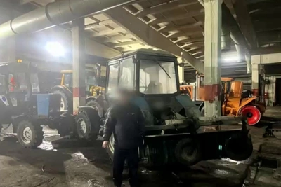 Сотрудников Толмачево задержали за хищение топлива