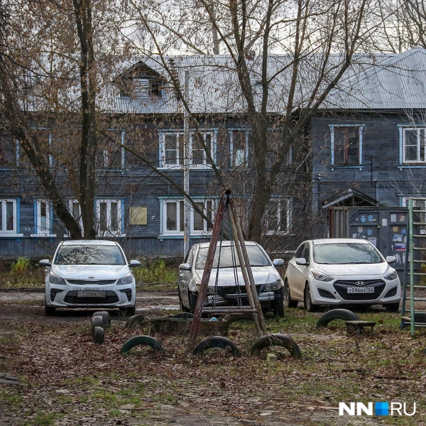 Толковой детской площадки тут нет | Источник: Наталья Бурухина / NN.RU