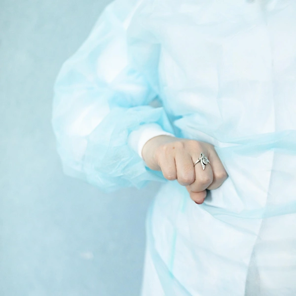 Так показывают аббревиатуру «УЗИ» | Источник: VALERIY ZAYTSEV 