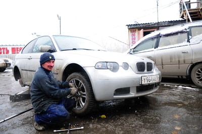 Троих руководителей оштрафуют за нарушения в автосервисе