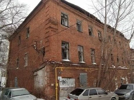 Площадь здания — почти тысяча квадратных метров | Источник: torgi.gov.ru
