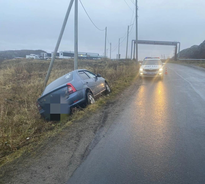Женщина умерла до приезда скорой | Источник: Госавтоинспекция МО 51 / T.me