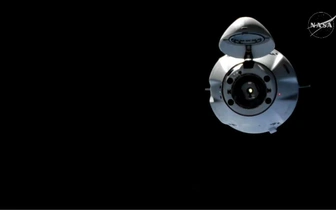 Есть стыковка: грузовой корабль Dragon в 33-й раз прибыл на МКС