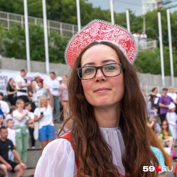 Бежать можно и в сарафане, и с кокошником на голове | Источник: Василина Любимова / 59.RU
