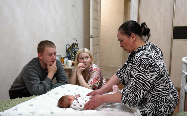 Родные наконец-то смирились с браком и рождением ребенка. Даже мама Дарьи «оттаяла»