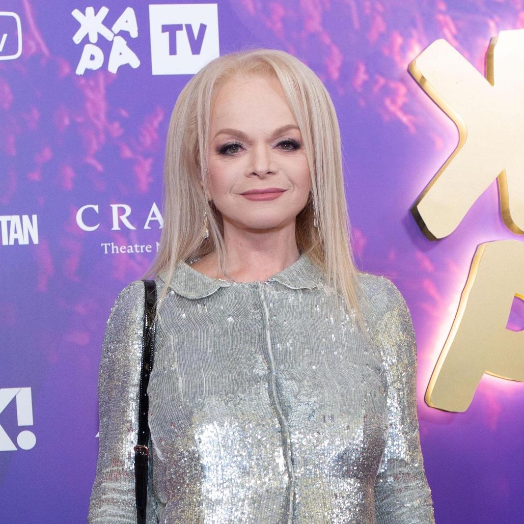 «Убивают человека на расстоянии»: что на самом деле переживает Лариса Долина после скандала с мошенниками