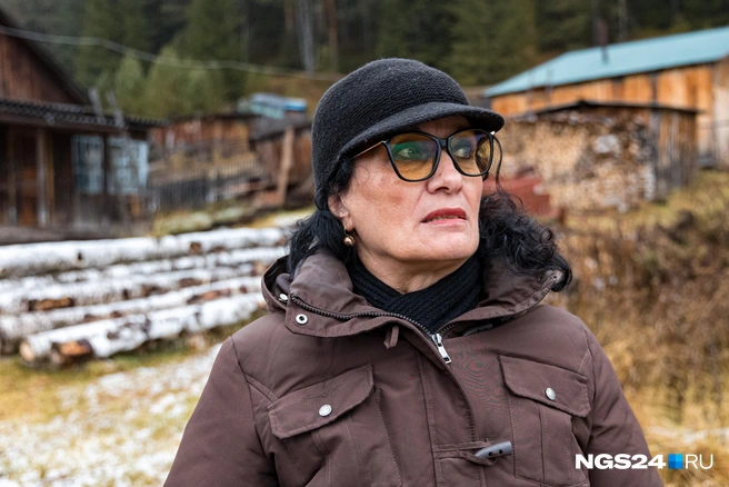 Татьяна Демченко — староста поселка | Источник: Мария Ленц / NGS24.RU