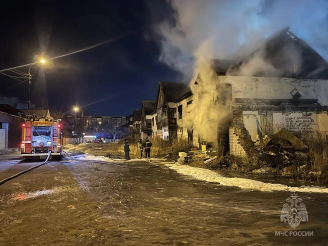 Причины возогорания устанавливают  | Источник: МЧС по Тюменской области 