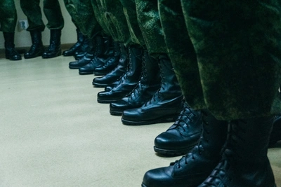 Названы причины, по которым омичей не берут в армию