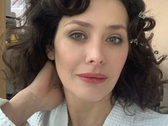 «Нужен муж»: актриса Екатерина Волкова рассказала о сложностях жизни в статусе одинокой женщины