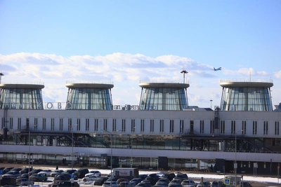 В Пулково ввели ограничения на прием и выпуск самолетов