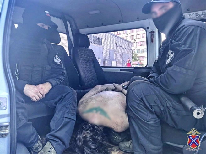 Молодого человека задерживали полиция и Росгвардия | Источник: ГУ МВД России по Волгоградской области