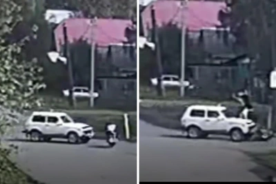 «Нива» сбила мопед с детьми в Омской области