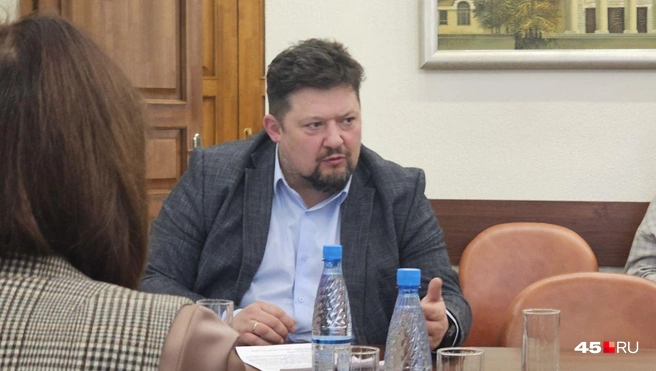 Врио директора департамента строительства, госэкспертизы и ЖКХ Курганской области Сергей Цуканов | Источник: Дарья Никитченко / 45.RU