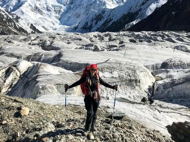 Наталья уже пыталась восходить на пик Победы, но еще тогда попытка оказалась неудачной | Источник: natalina_1022 / Instagram.com (экстремистская организация, деятельность запрещена на территории РФ)