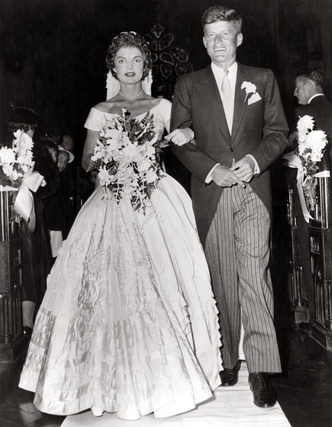 7 свадебных фото Жаклин Кеннеди, по которым никогда не угадаете, что она была несчастна в браке