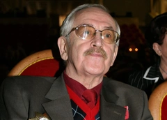 У Василия Ливанова поражение мозга и паралич правой части тела