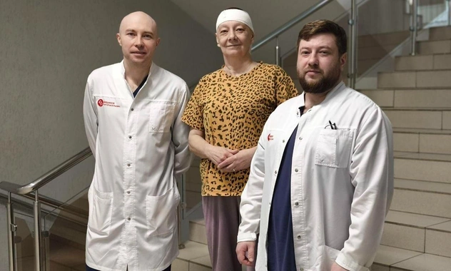 В НИИТО спасли женщину с опухолью мозга: ее единственным симптомом была слабость в ноге