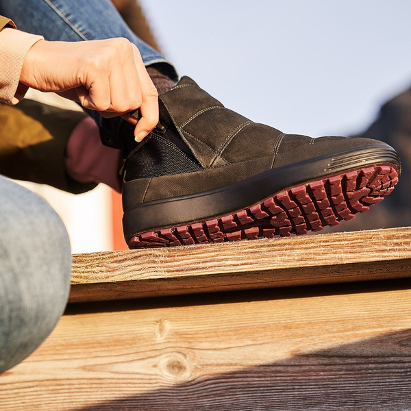 Гид по кроссовкам: 4 полезных совета для тех, кто решил найти идеальную обувь этой осенью