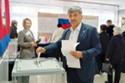 В Новодеревеньковском районе стартовало голосование
