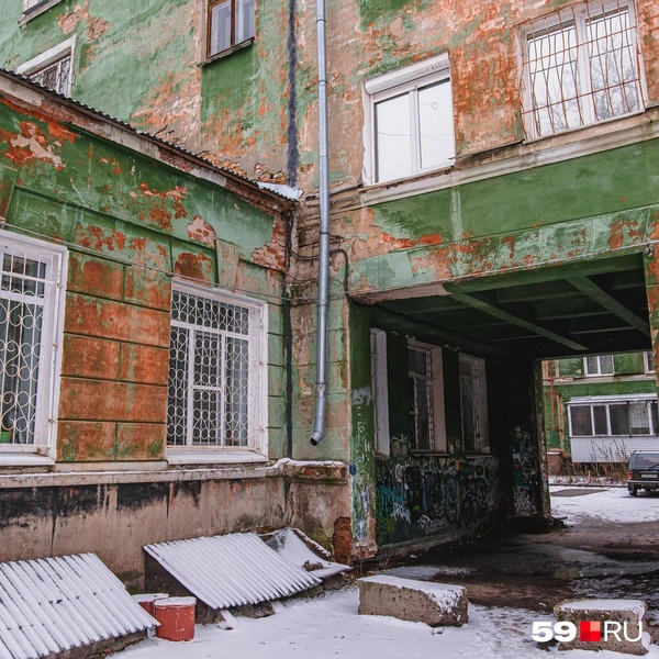 Андрей говорит, что москвичи в восторге от таких антуражей | Источник: Тимофей Калмаков / 59.RU