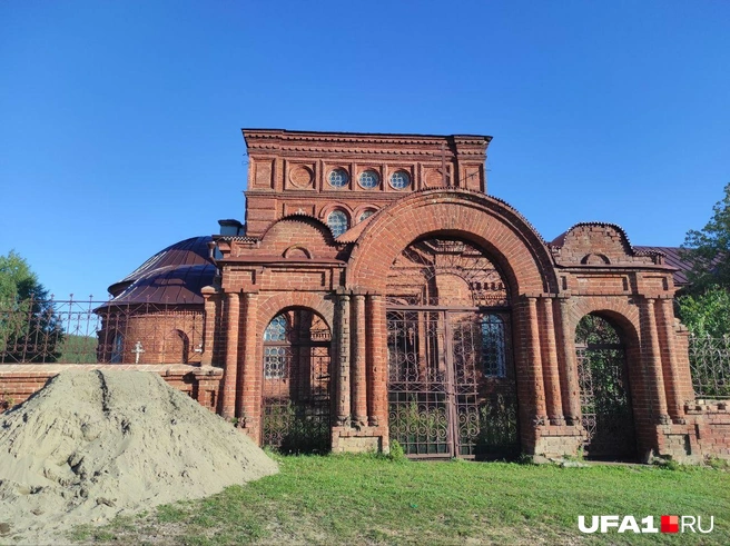 Представьте, каким он был красивым