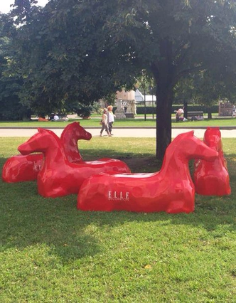 RED IK HORSE