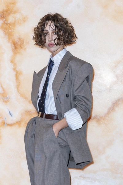 Надя Ли Коэн на показе Saint Laurent, 2025 | Источник: Legion Media