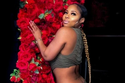 R. Kelly victim compares lies to army drill